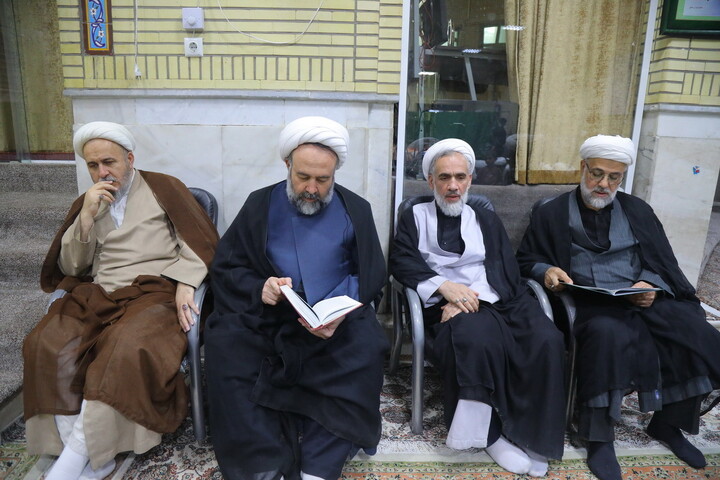 تصاویر/  مراسم ترحیم مرحومه حاجیه خانم نوری والده حجت‌الاسلام والمسلمین عالم‌زاده نوری