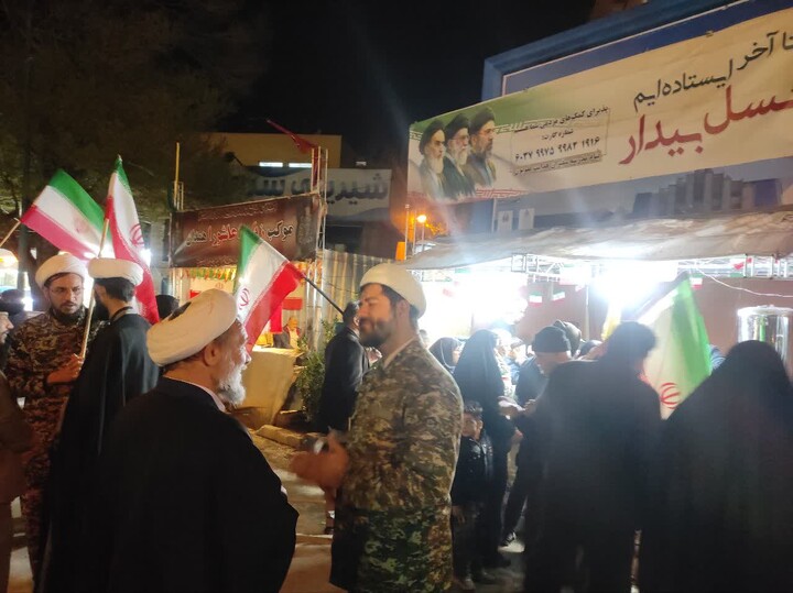 تصاویر / بازدید مسئول سازمان بسیج اساتید، طلاب و روحانیون کشور از فعالیت طلاب جهادی همدان