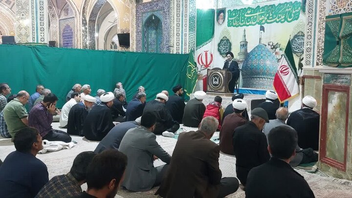 تصاویر/ سفر نماینده ولی فقیه در کاشان به دارالشهدای آران و بیدگل