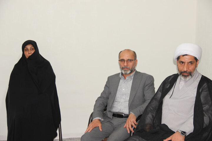 تصاویر / نشست قرارگاه بلاغ مبین در شهرستان بویین زهرا