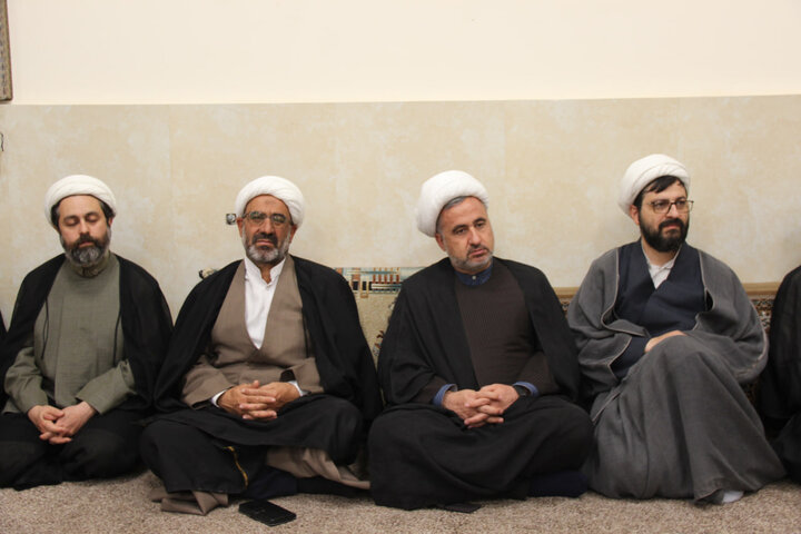 تصاویر / دیدار مدیر حوزه علمیه ،مدیران ومعاونین مدارس علمیه قزوین با فرمانده سپاه استان قزوین