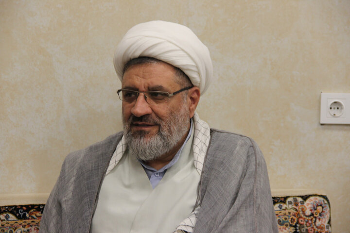تصاویر / دیدار مدیر حوزه علمیه ،مدیران ومعاونین مدارس علمیه قزوین با فرمانده سپاه استان قزوین