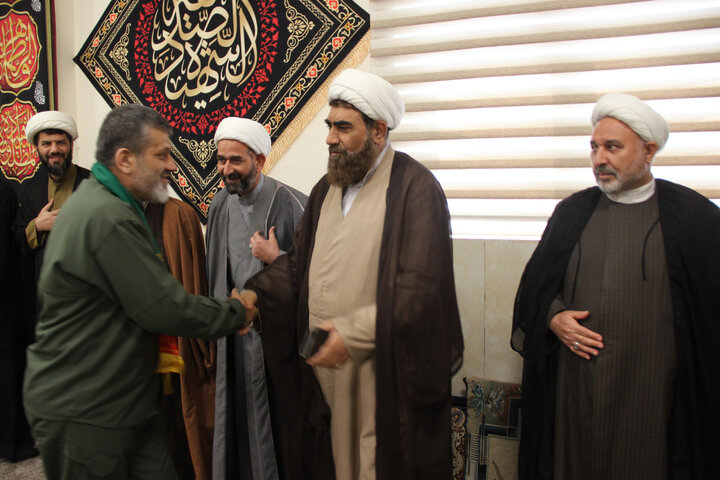 تصاویر / دیدار مدیر حوزه علمیه ،مدیران ومعاونین مدارس علمیه قزوین با فرمانده سپاه استان قزوین