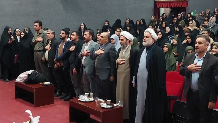 تصاویر/ تجمع دختران کُرد بیجار در دهه کرامت