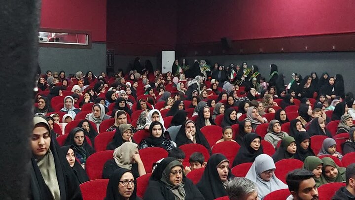 تصاویر/ تجمع دختران کُرد بیجار در دهه کرامت