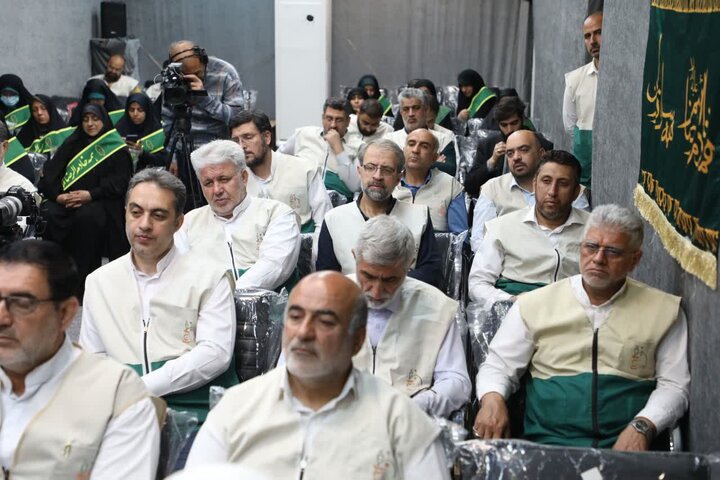 تصاویر/ دیدار جمعی از خادمیاران رضوی استان سمنان با نماینده رهبر معظم انقلاب در استان