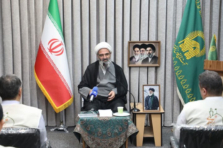 تصاویر/ دیدار جمعی از خادمیاران رضوی استان سمنان با نماینده رهبر معظم انقلاب در استان