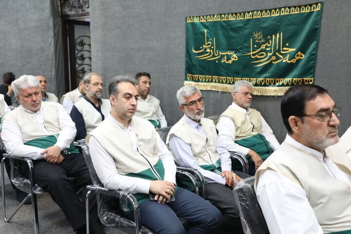تصاویر/ دیدار جمعی از خادمیاران رضوی استان سمنان با نماینده رهبر معظم انقلاب در استان