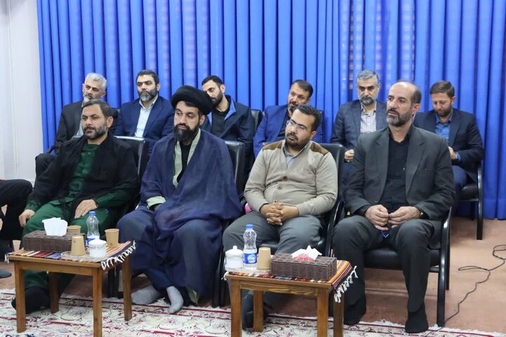 تصاویر/ دیدار مسئولان سازمان های اقشار بسیج سپاه کربلا با نماینده ولی فقیه در استان