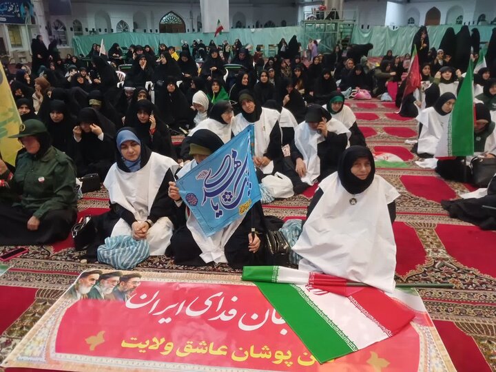 تصاویر/ اجتماع بانوان «جان فدا» در مصلّای قدس شهرستان آمل