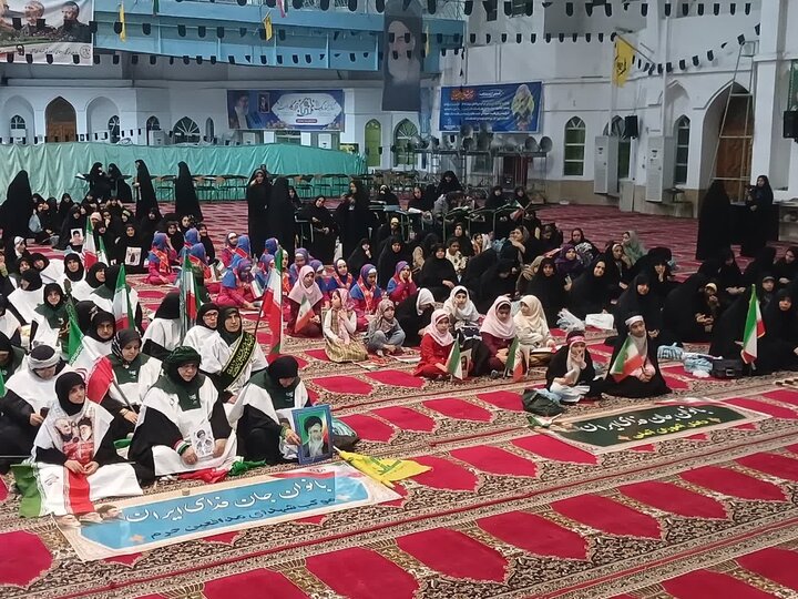 تصاویر/ اجتماع بانوان «جان فدا» در مصلّای قدس شهرستان آمل