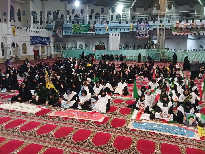 تصاویر/ اجتماع بانوان «جان فدا» در مصلّای قدس شهرستان آمل
