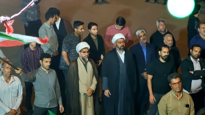 تصاویر / پنجاه و چهارمین شب حضور مردم بخش کویرات  در دفاع از وطن