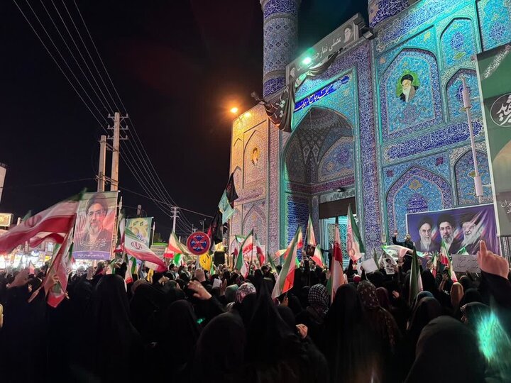 تصاویر/ پنجاه و پنجمین اجتماع شبانه مردم قرچک