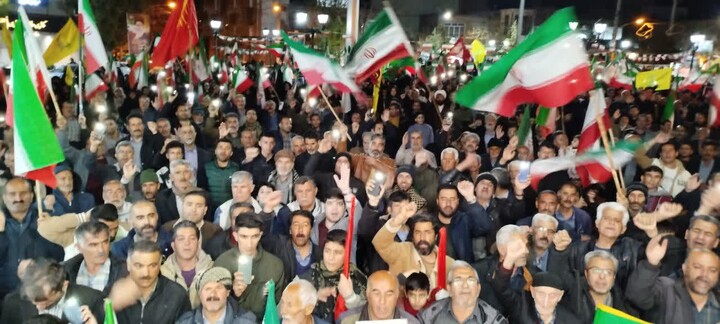 تصاویر/ استمرار حضور باشکوه مردم بهار در خیابان