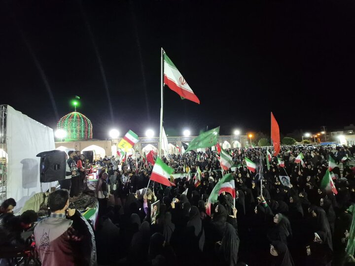 پنجاه و سومین شب تجمع مردم نایین