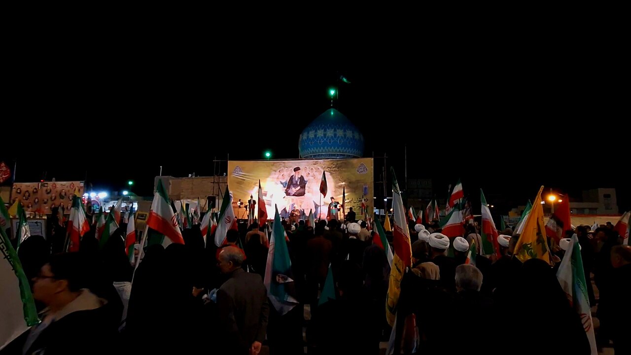 حضور پرشور مردم منطقه چهل اختران در تجمعات شبانه مردمی + عکس و فیلم