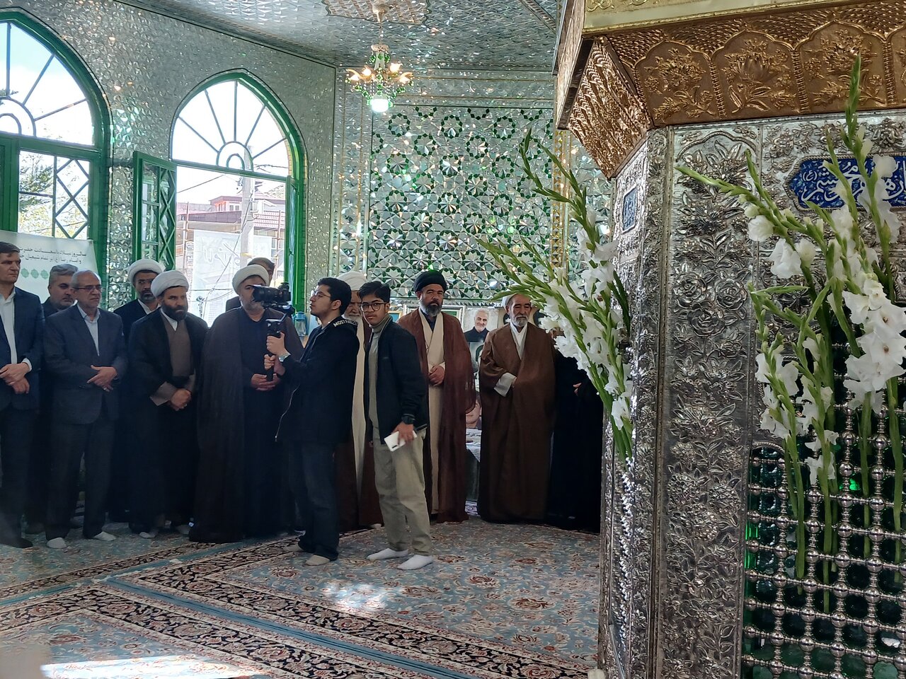 آیین استانی «ستارگان کرامت» به‌منظور بزرگداشت امامزادگان و بقاع متبرکه خراسان رضوی
