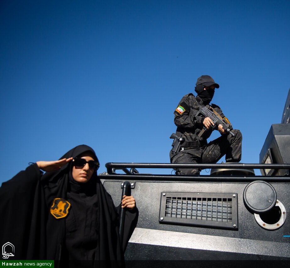 اجتماع باشکوه دختران جانفدا و بانوان ولایتمدار اصفهان در میدان نقش جهان برگزار شد