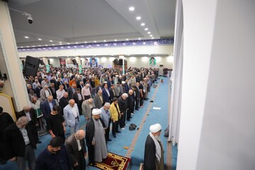 تصاویر/ نماز عبادی سیاسی جمعه در ساوجبلاغ