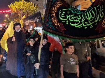 تصاویر/ شب پنجاه و ششم اجتماع اهالی مسجد امیرالمومنین امام علی(ع) در دفاع از انقلاب و وطن