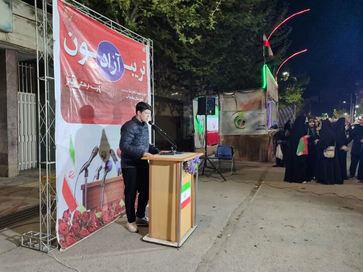 تصاویر/ تریبون آزاد مدرسه علمیه حضرت امام رضا علیه السلام شهرستان میاندوآب