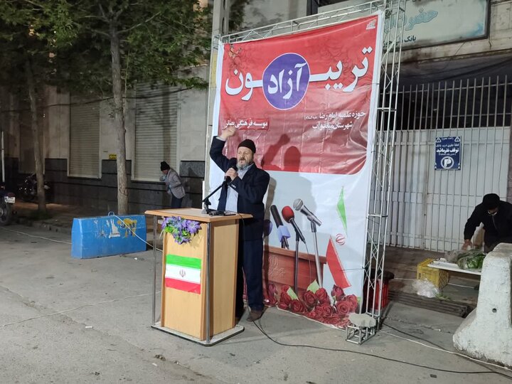 تصاویر/ تریبون آزاد مدرسه علمیه حضرت امام رضا علیه السلام شهرستان میاندوآب