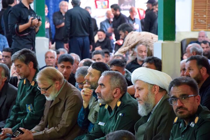 تصاویر/ دیدار امام جمعه آران و بیدگل با خانواده معظم شهداء