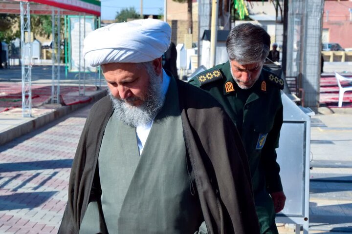 تصاویر/ دیدار امام جمعه آران و بیدگل با خانواده معظم شهداء