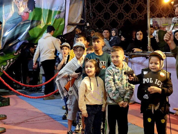 مهد انقلاب میزبان کودکان دهه نودی