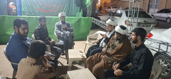 تصاویر/ موکب طلاب مدرسه علمیه حعفریه زرند در شب پنجاه و چهارم