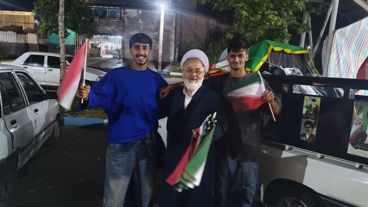 تصاویر/ خدمت رسانی موکب «ستاد پشتیبانی فرهنگی جبهه مقاومت بخش لاله آباد» در شهر زرگر در سوم اردیبهشت