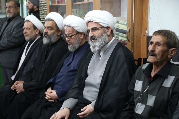 تصاویر/ حضور نماینده ولی‌فقیه در استان سمنان در مراسم چهلم شهید والامقام حجت‌الاسلام  «محمد قدرتی»