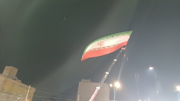 تصاویر/پنجاه و چهارمین شب حضور پرشور مردم ولایتمدار مامونیه در تجدید بیعت با آرمان‌های انقلاب