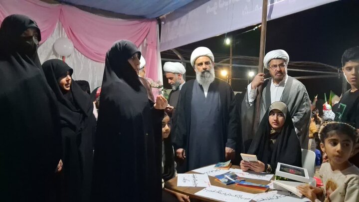 بازدید مدیر حوزه های علمیه خواهران از موکب خواهران طلبه در کنگان