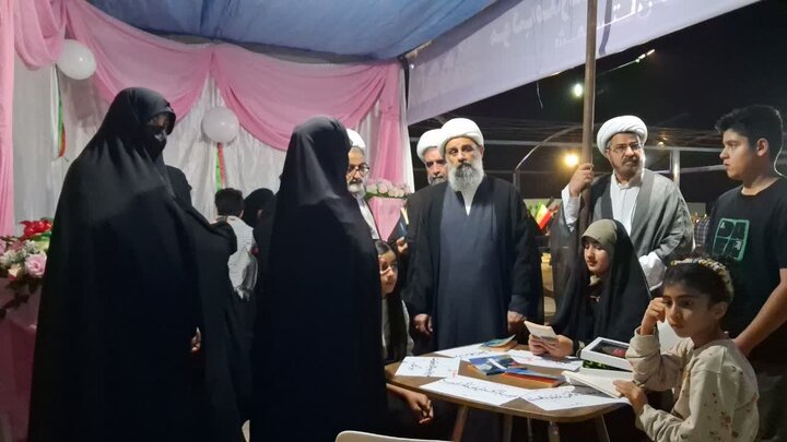 بازدید مدیر حوزه های علمیه خواهران از موکب خواهران طلبه در کنگان
