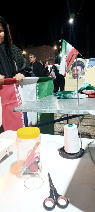 تصاویر/فعالیت طلاب مدرسه علمیه کوثر زرندیه در موکب جنگ رمضان