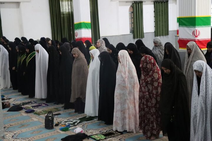 تصاویر/ اقامه نمازجمعه شهر قلعه گنج
