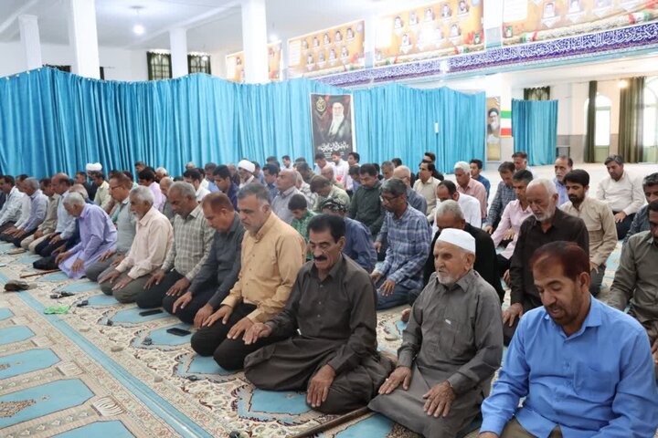 تصاویر/ اقامه نمازجمعه شهر قلعه گنج