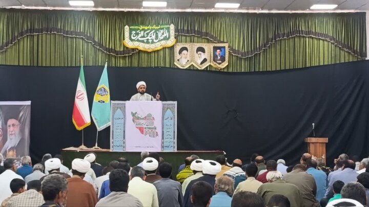 تصاویر/ اقامه نمازجمعه شهر رودبارجنوب