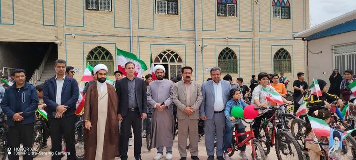 تصاویر/ اقامه نمازجمعه شهر راین