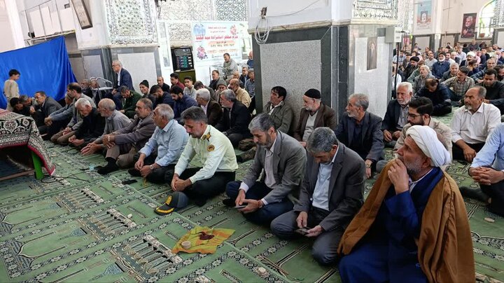 تصاویر/ اقامه نمازجمعه شهر بردسیر