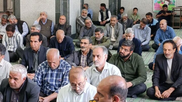 تصاویر/ اقامه نمازجمعه شهر بردسیر