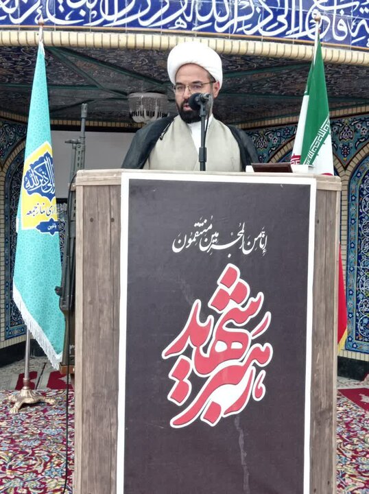 تصاویر/ اقامه نمازجمعه شهر باغین