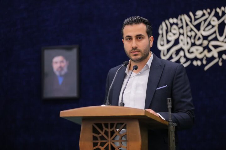 تصاویر/ نماز عبادی سیاسی جمعه در ساوجبلاغ