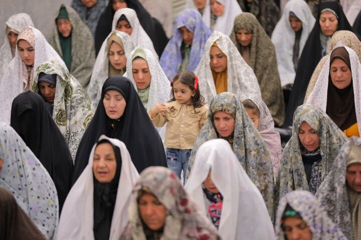 تصاویر/ نماز عبادی سیاسی جمعه در ساوجبلاغ