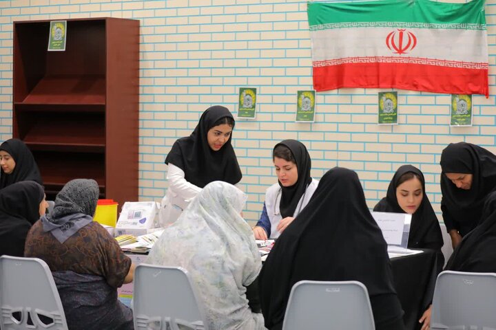 تصاویر/ نماز عبادی سیاسی جمعه در ساوجبلاغ