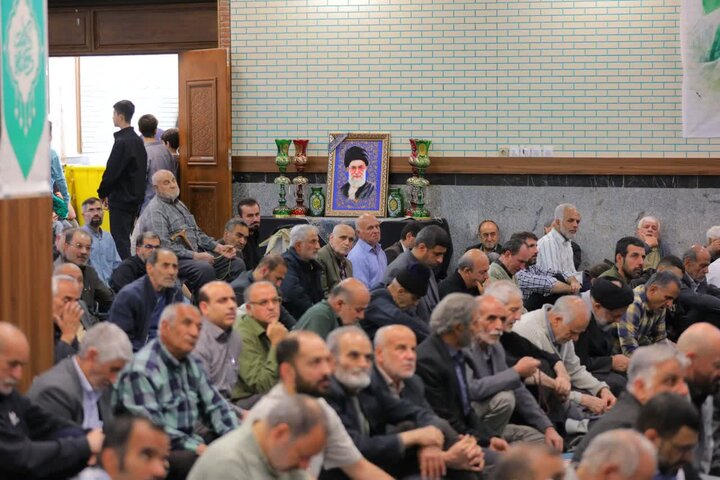 تصاویر/ نماز عبادی سیاسی جمعه در ساوجبلاغ