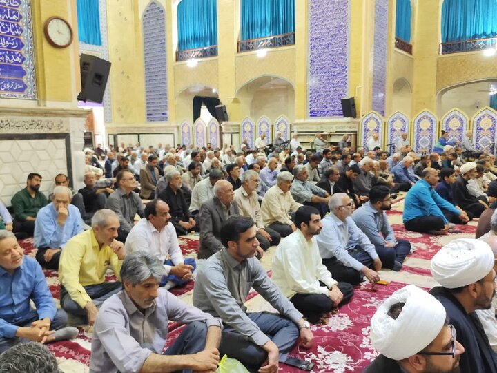 تصاویر/ اقامه نمازجمعه شهر بم