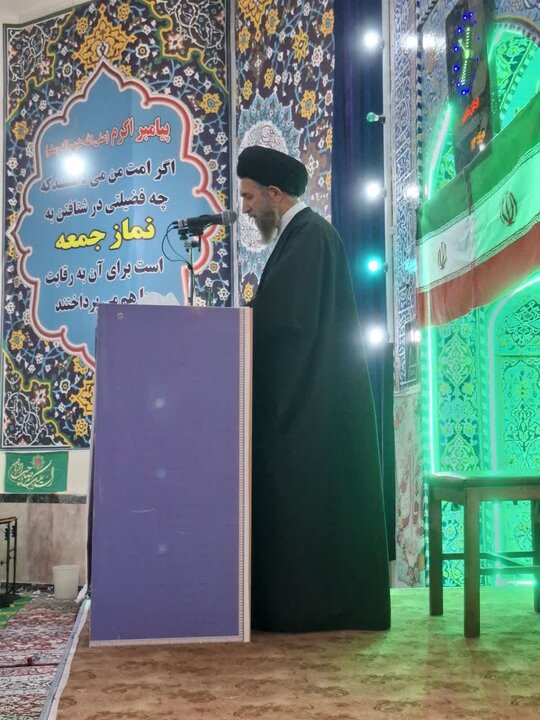 تصاویر/ اقامه نمازجمعه شهر چترود